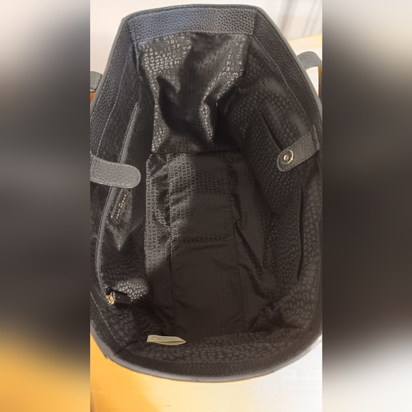 Kate Spade ♠️ Big Bow Black Leather Satchel NWOT - Picture 4 of 9